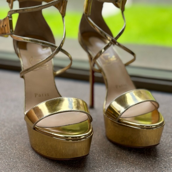 Christian Louboutin Gold Shoes 36 - Picture 12 of 15